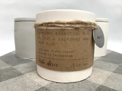lavender essential oil candle